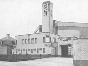 A Branch Church in The Hague (1925)