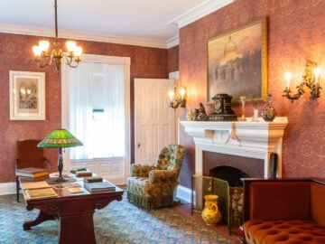 A Walk Through 400 Beacon Street: Library