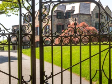 400 Beacon Street Restoration Receives Award