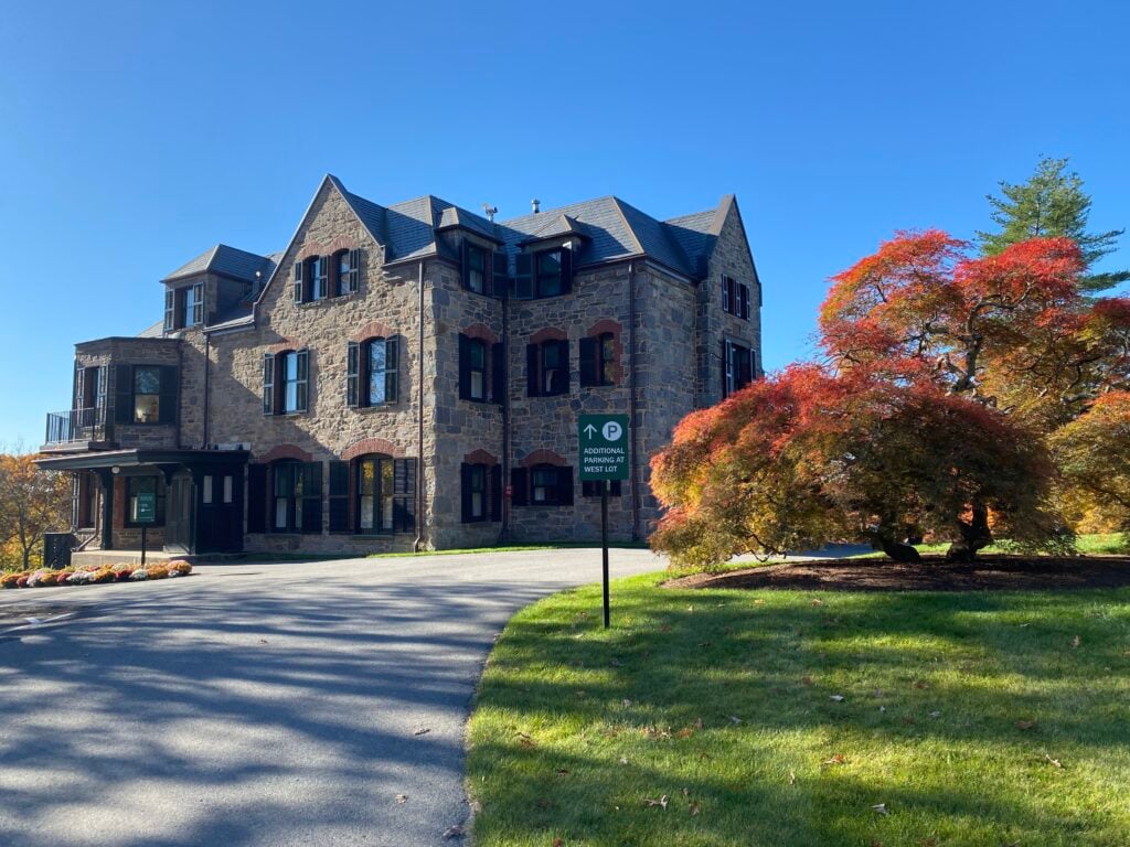 400 Beacon Street Restoration Wins Victorian Society Preservation Award